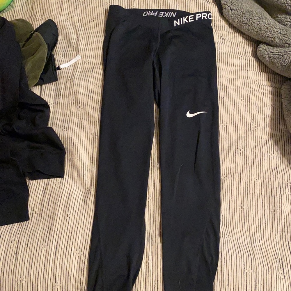 Nike Pro leggings